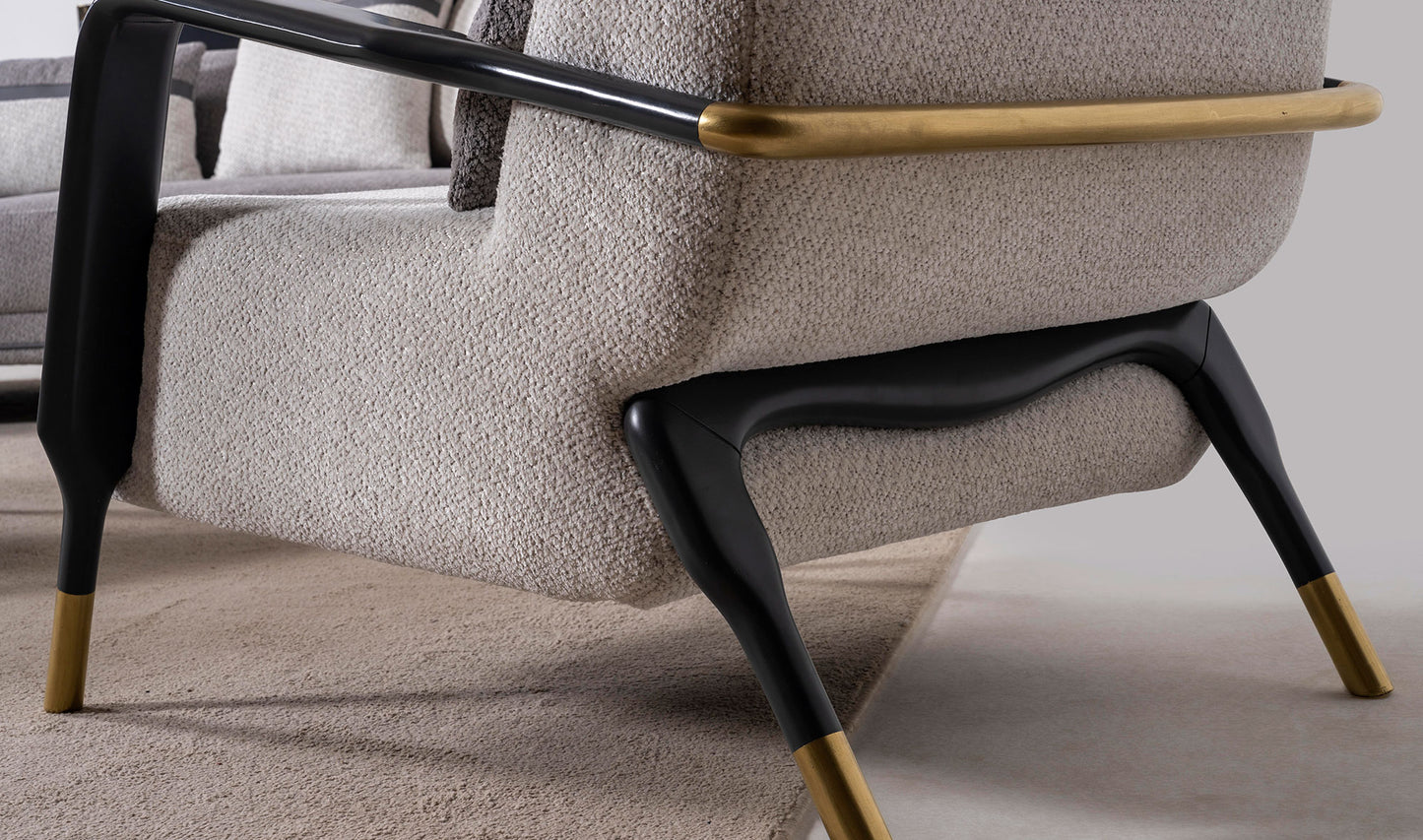 Nova Curve Chair