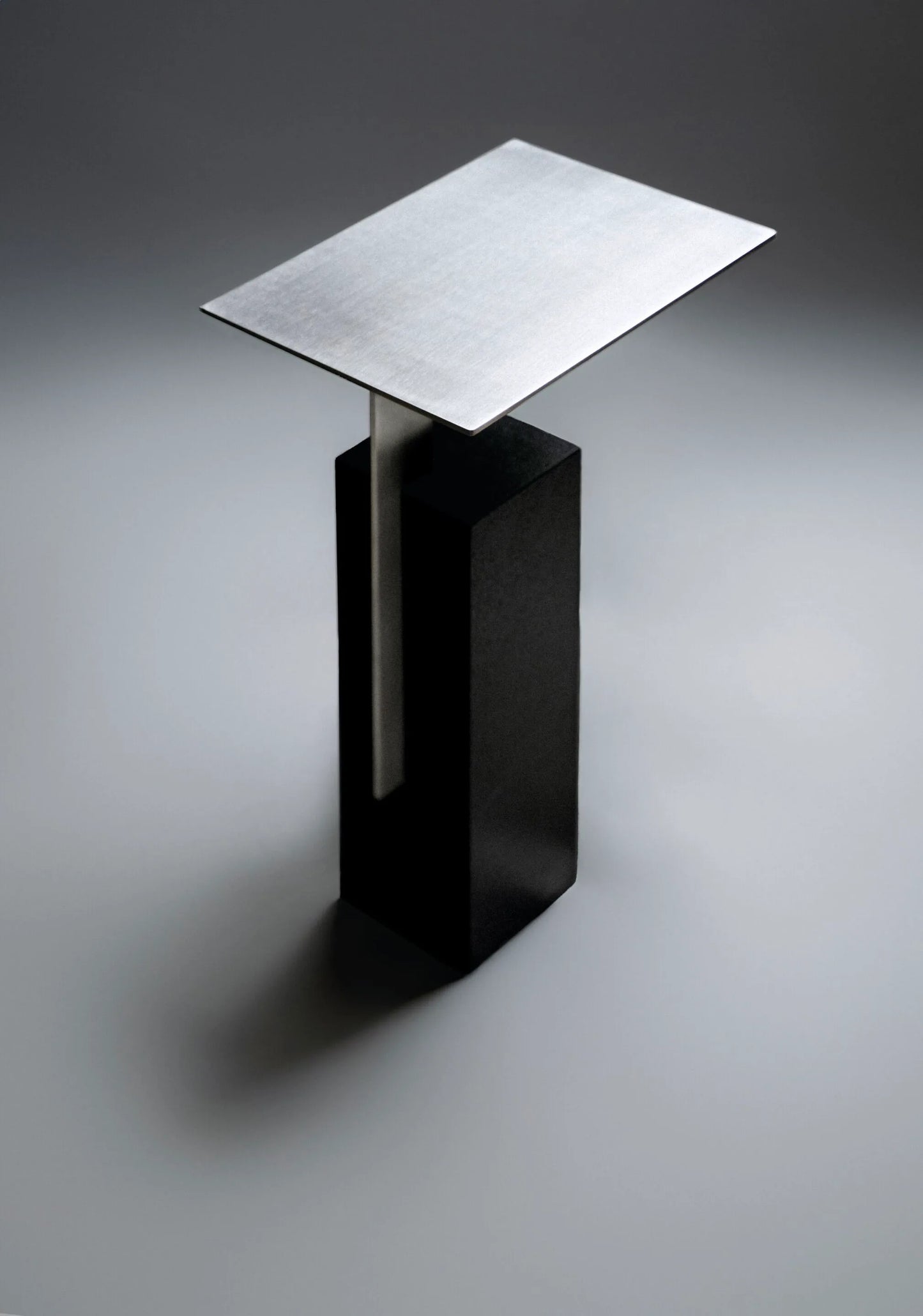 Mono side table